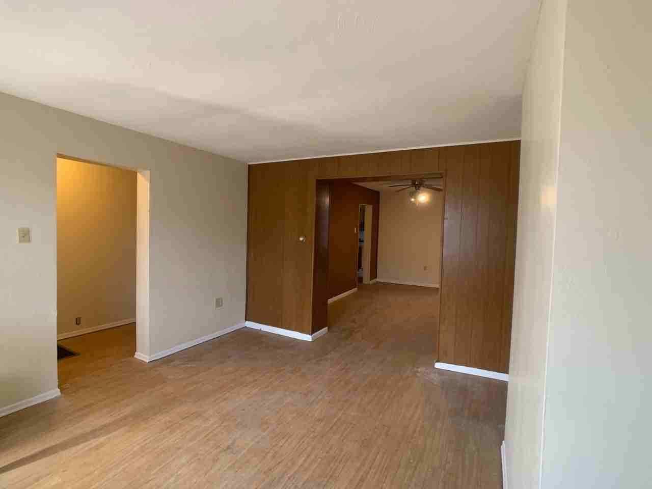 151 Virginia Ave - Photo 4 of 18