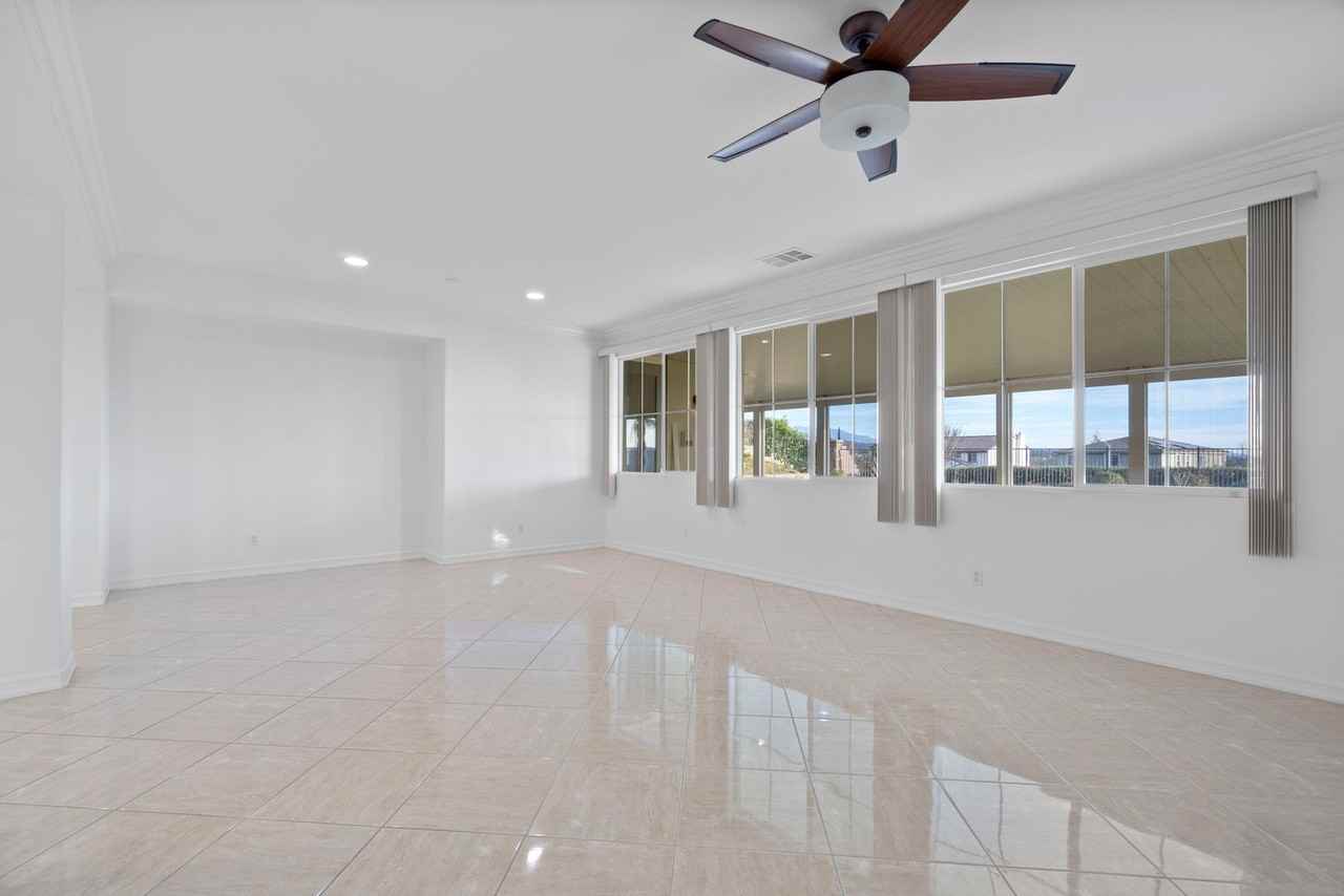 33329 Gold Mountain Rd - Photo 5 of 24