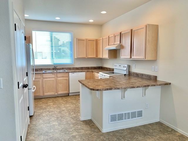 1511 Woodcock St - Photo 3 of 20