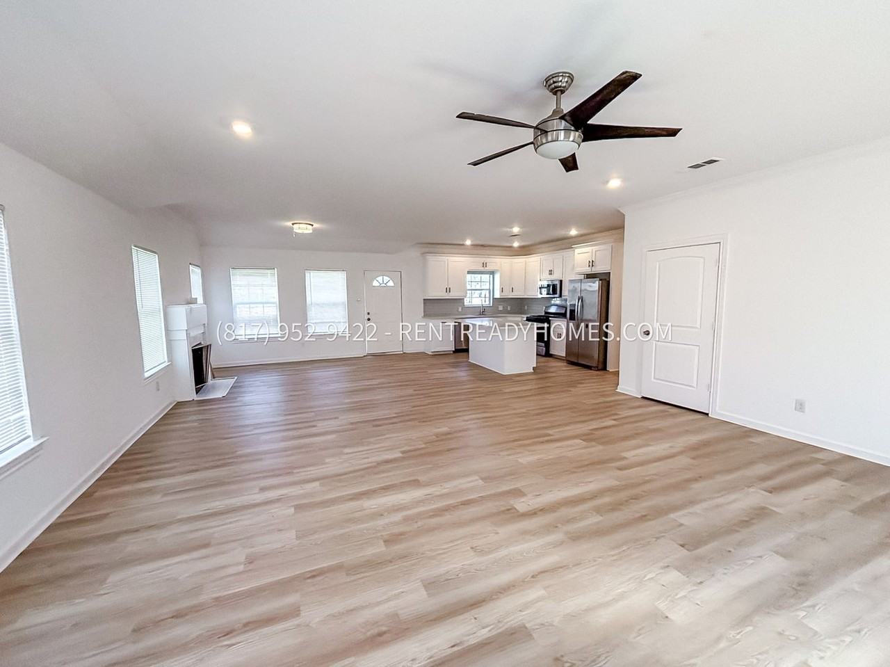 2117 Christine Ave - Photo 3 of 12