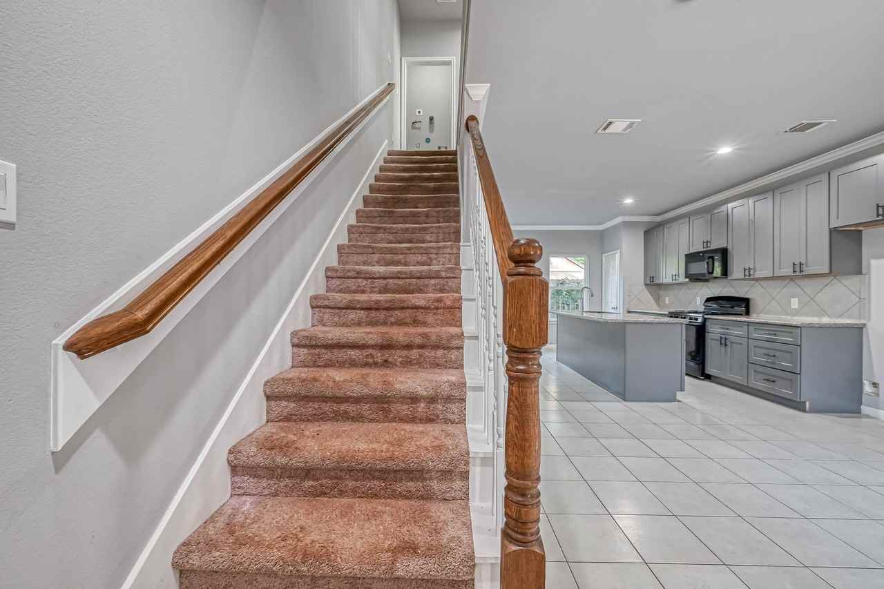 7903 Moon Beam St - Photo 2 of 14