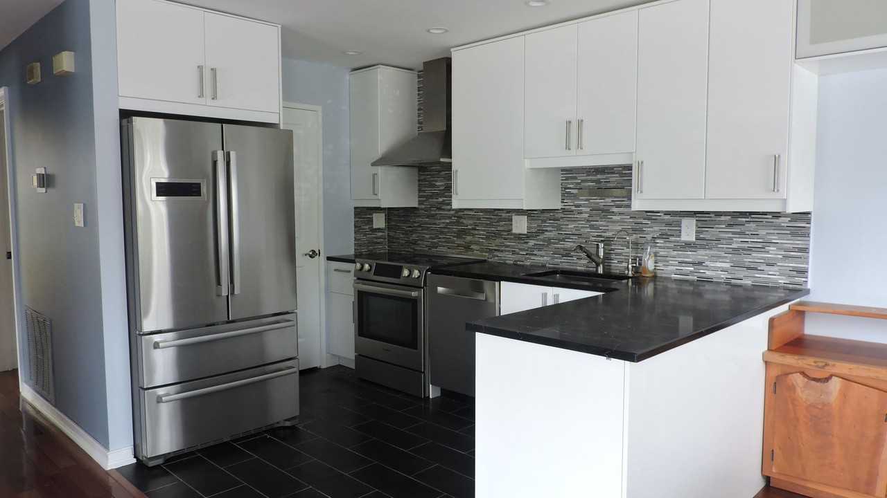 62 Eaton Ct - Photo 5 of 10