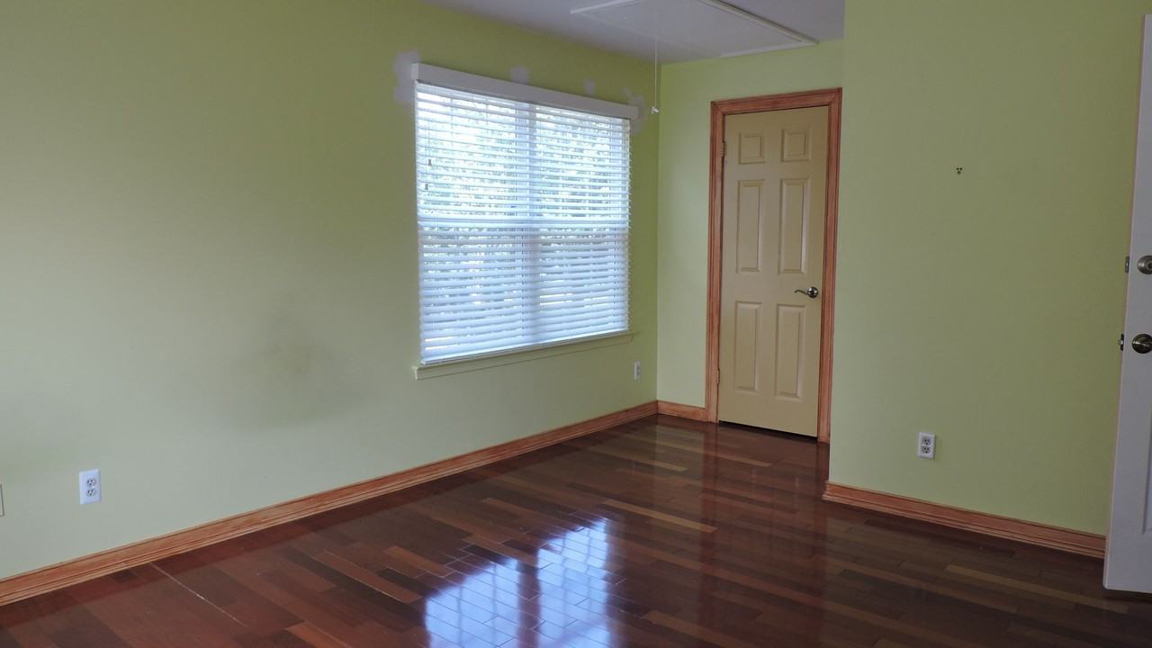 62 Eaton Ct - Photo 6 of 10