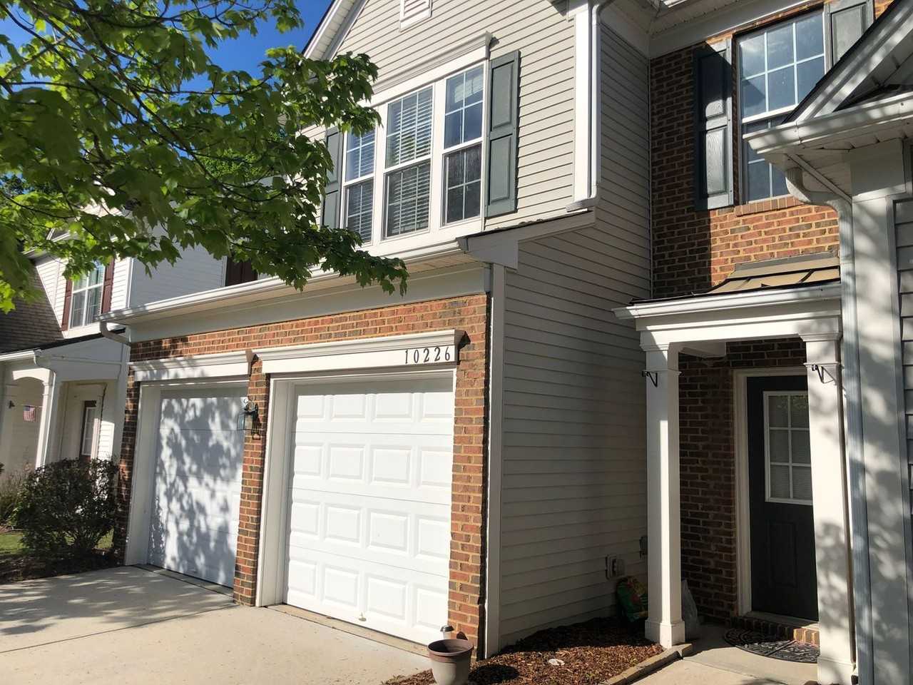10226 Blakeney Preserve Dr - Photo 2 of 43