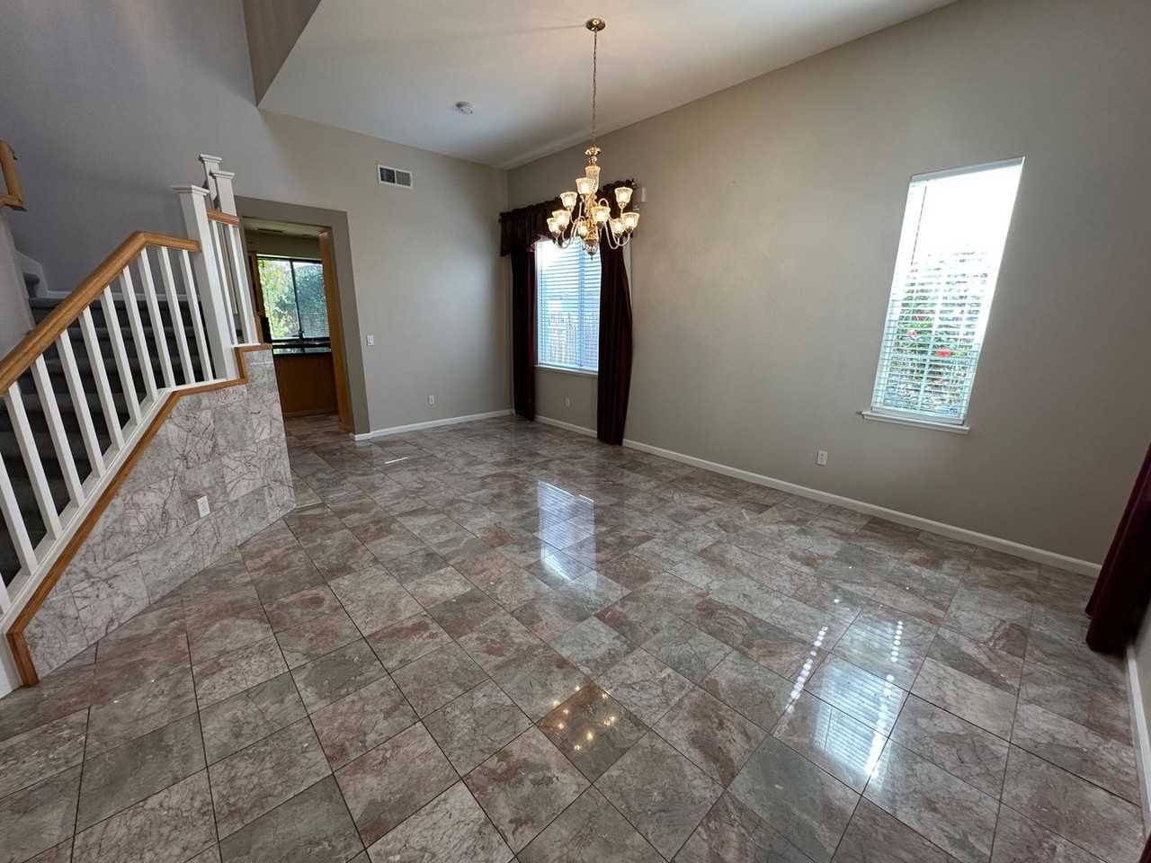 2283 Gary Ln - Photo 4 of 24