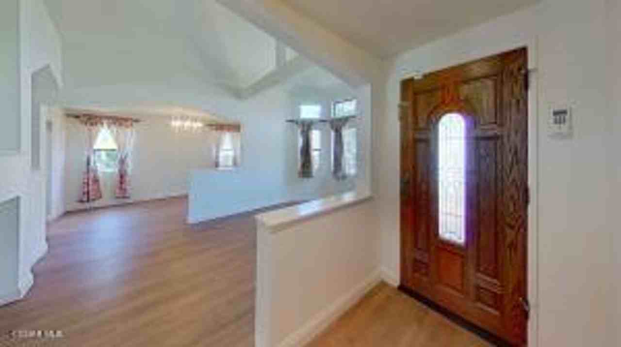 3012 Wauneta St - Photo 2 of 32