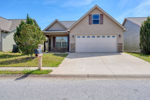 featured image of 707 Bankston Dr