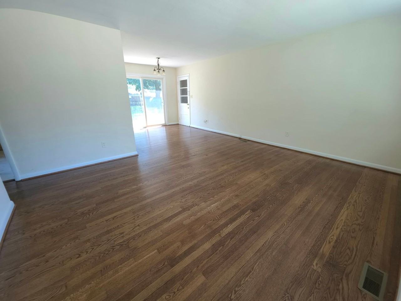 87 Kendall Dr - Photo 2 of 14