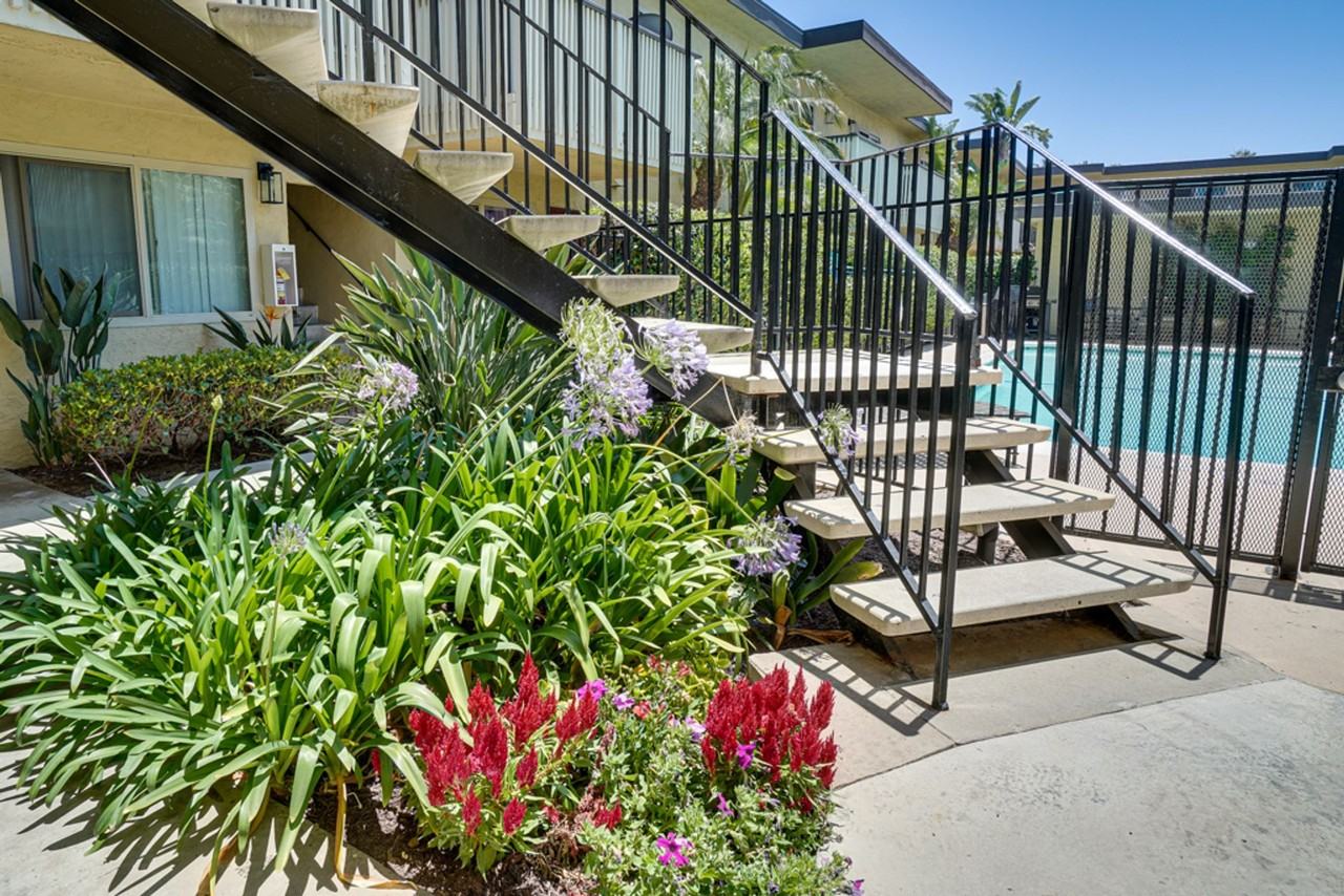 Cambridge Apartments - Photo 5 of 9