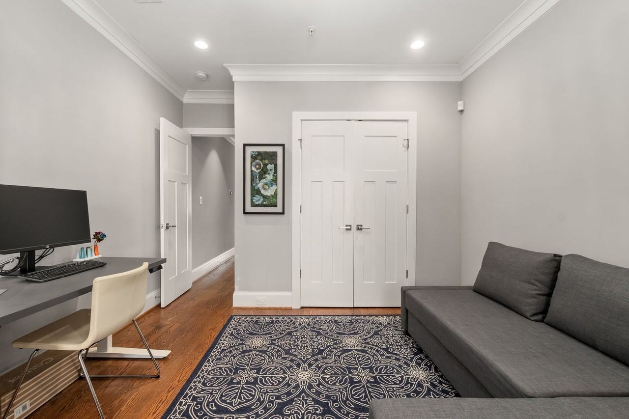 3523 13th St Nw #2 - Photo 5 of 50