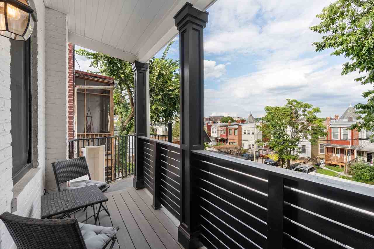 3523 13th St Nw #2 - Photo 6 of 50