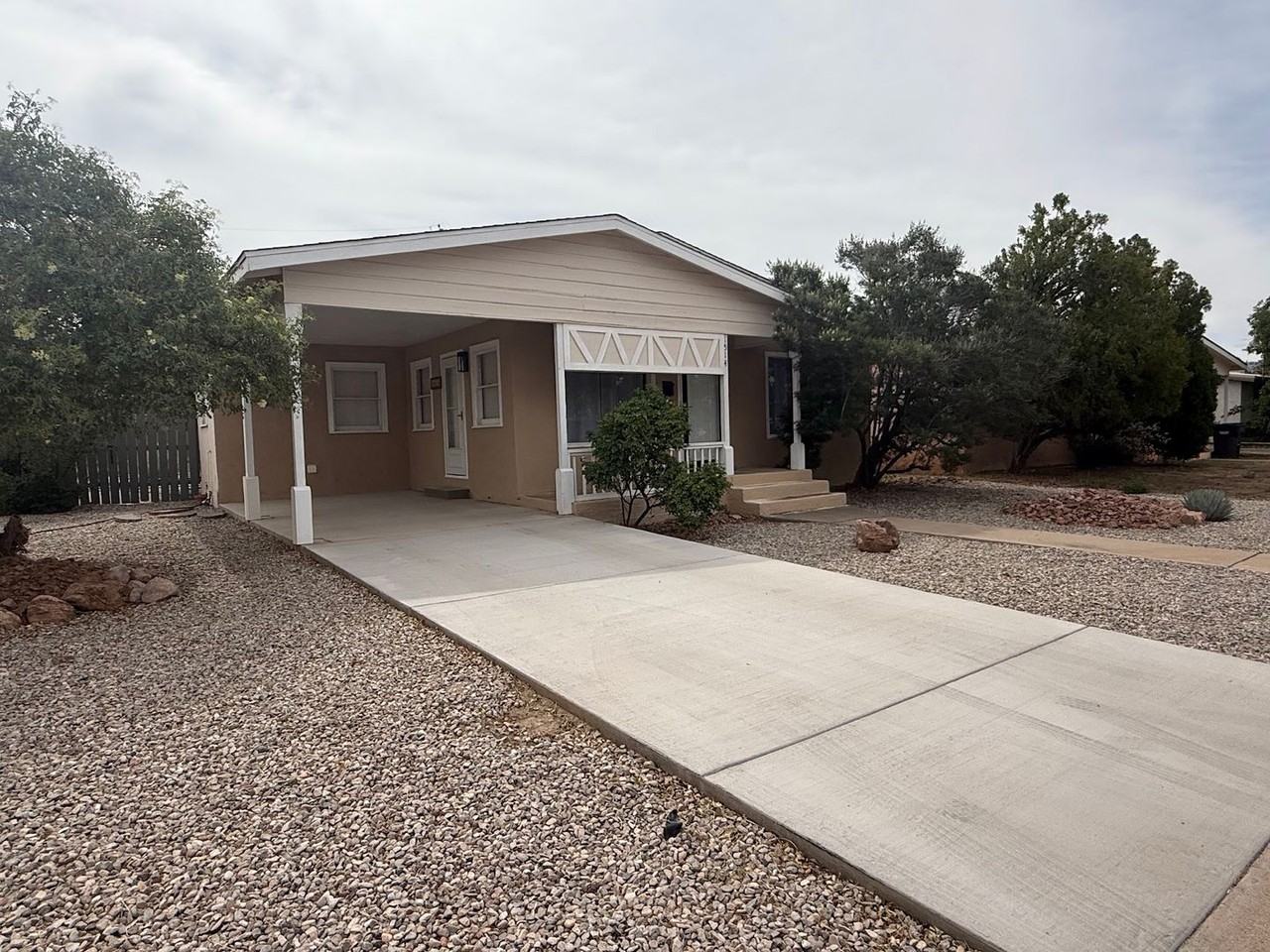 1514 Utah Ave - Photo 2 of 22