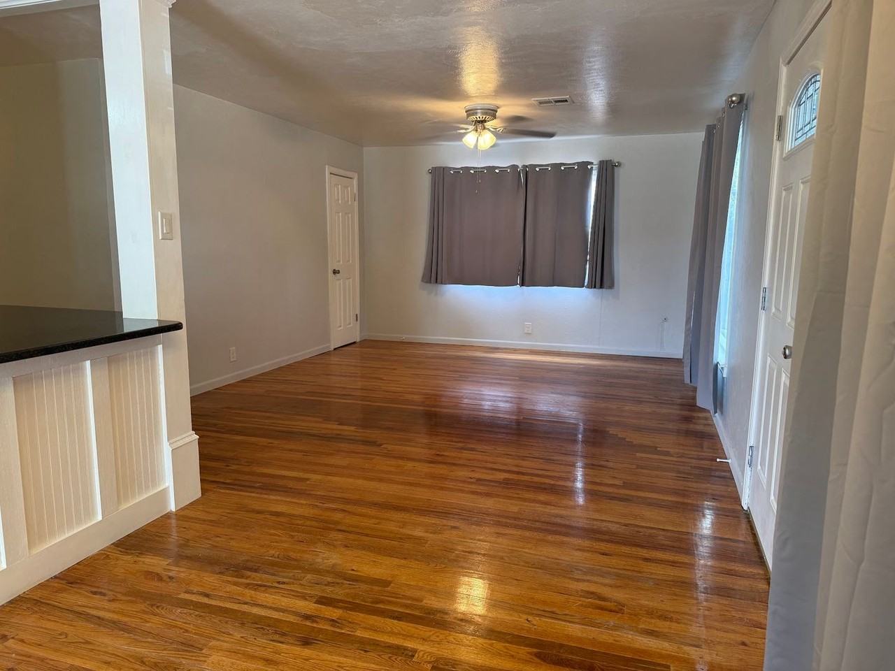 1514 Utah Ave - Photo 6 of 22