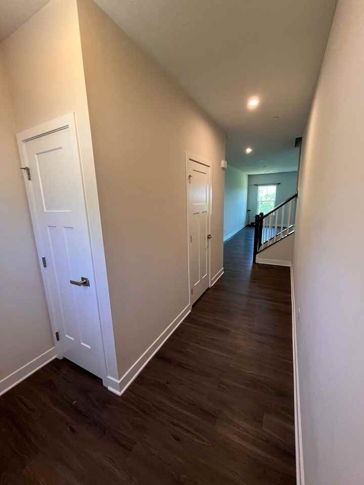 437 Greenwood Dr - Photo 7 of 36