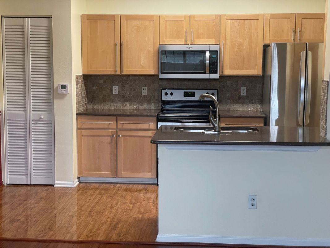 14328 Fredricksburg Dr ##601 - Photo 4 of 11