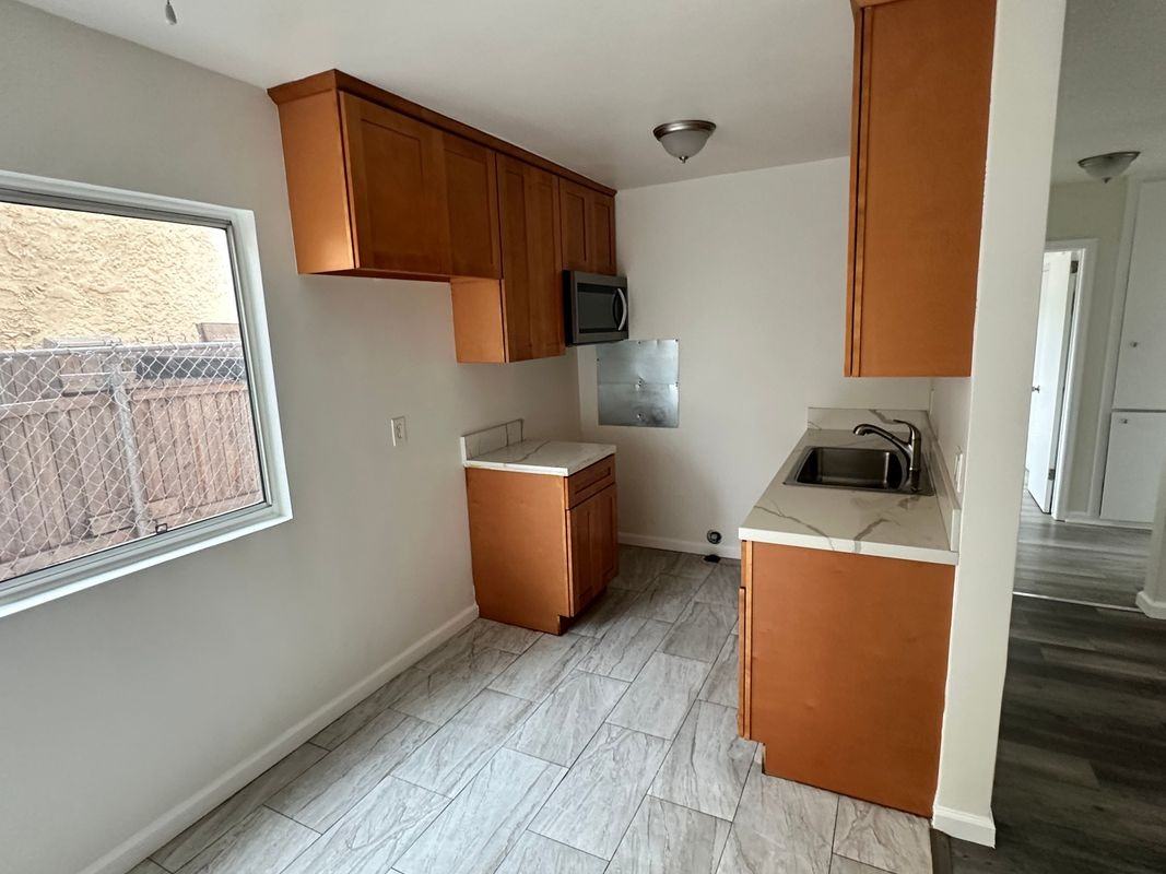 5458 Smiley Dr - Photo 3 of 10