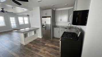 featured image of 1964 E 123rd St