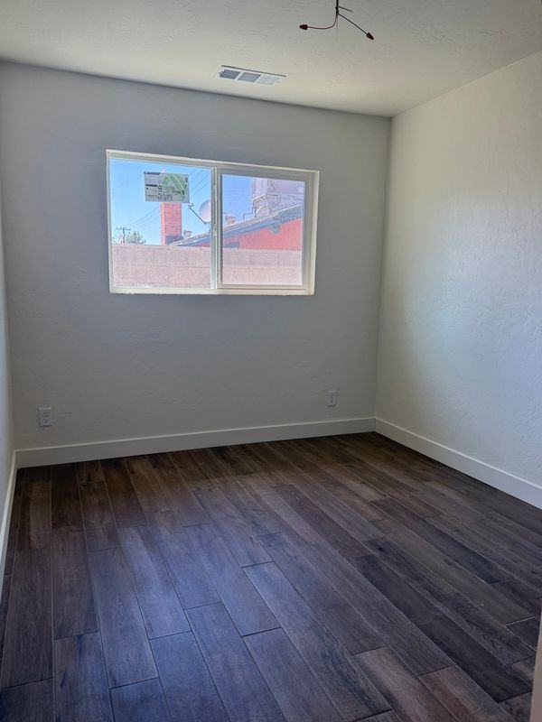 1459 E Kern Ave - Photo 7 of 22
