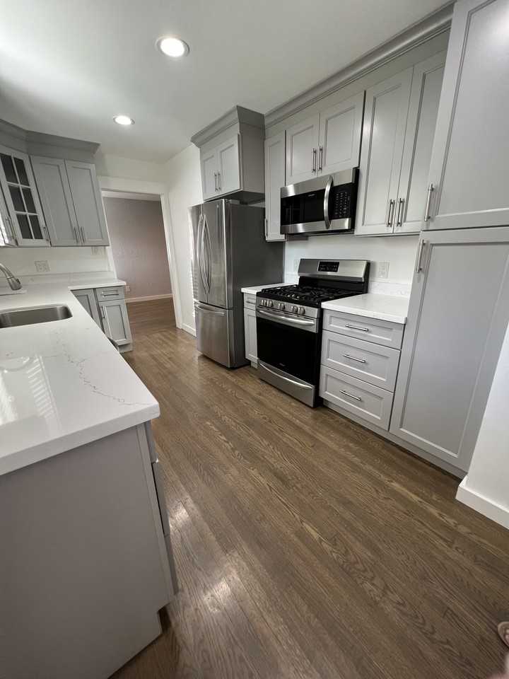 947 Dewing Avenue - Photo 4 of 15