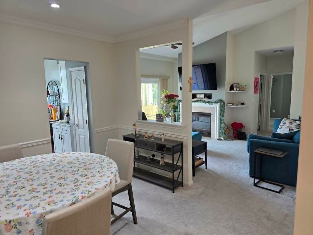 43300 Marymount Ter - Photo 4 of 18