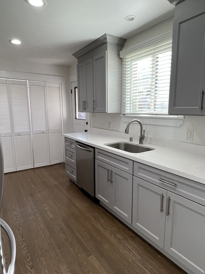 947 Dewing Avenue - Photo 5 of 15