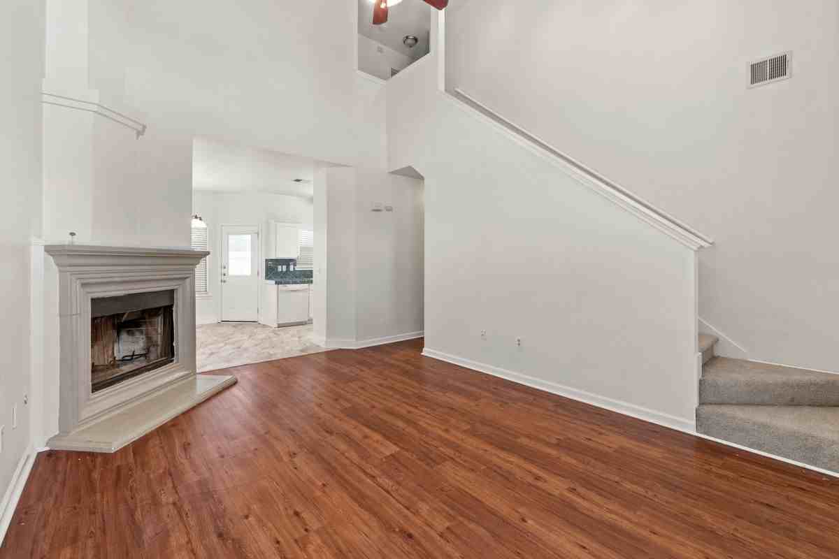 1908 Windy Park Dr - Photo 2 of 5