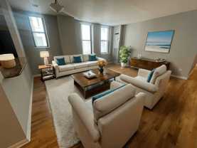 4607 N Sheridan Rd - Photo 1 of 1