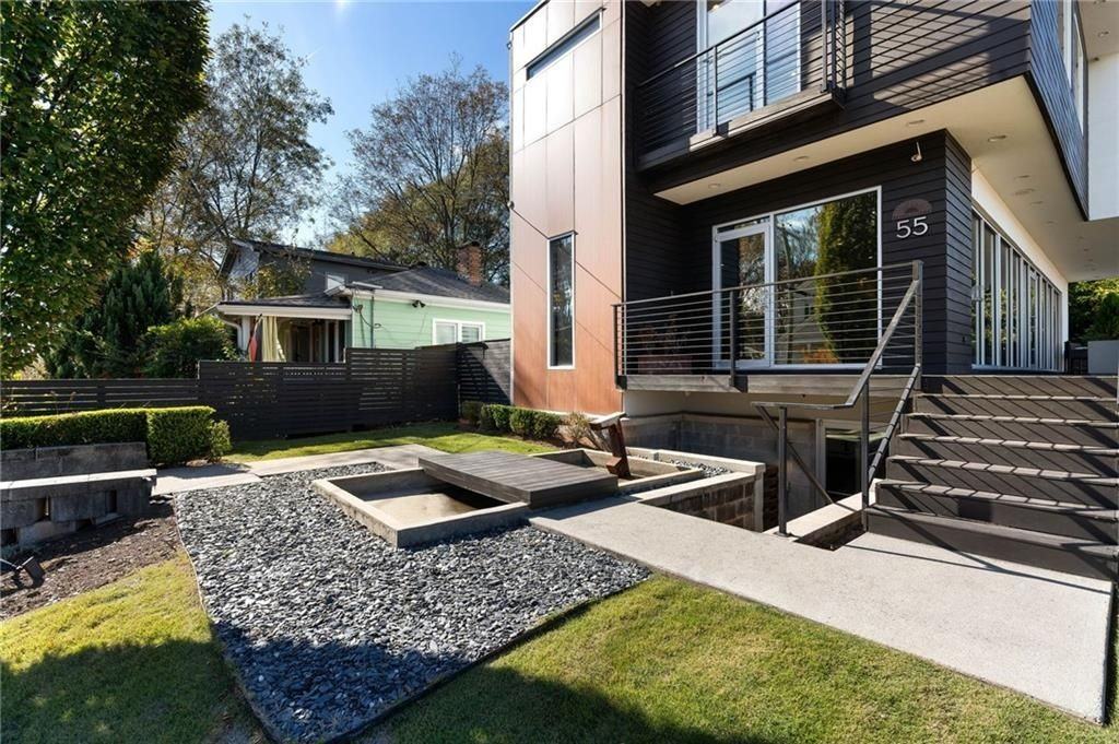 55 Chester Ave Se - Photo 2 of 44