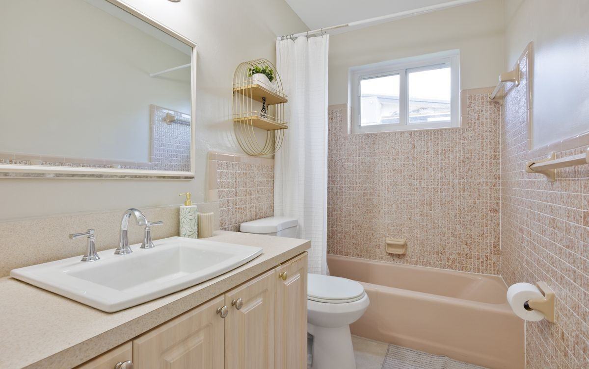 609 S Crescent Dr - Photo 6 of 9