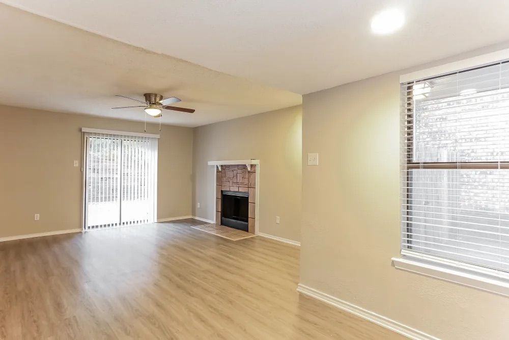 1327 High Ridge Dr ##1 - Photo 2 of 7