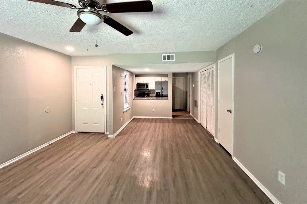 1327 High Ridge Dr ##1 - Photo 6 of 7