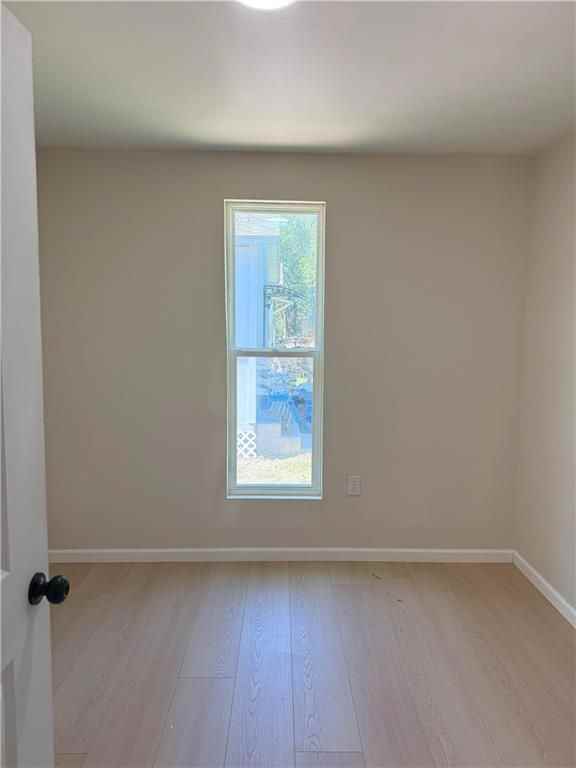 402 Havens St - Photo 3 of 9