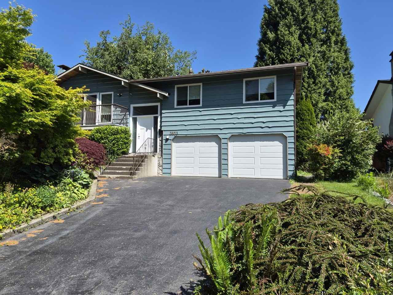 3853 Clematis Crescent - Photo 2 of 29