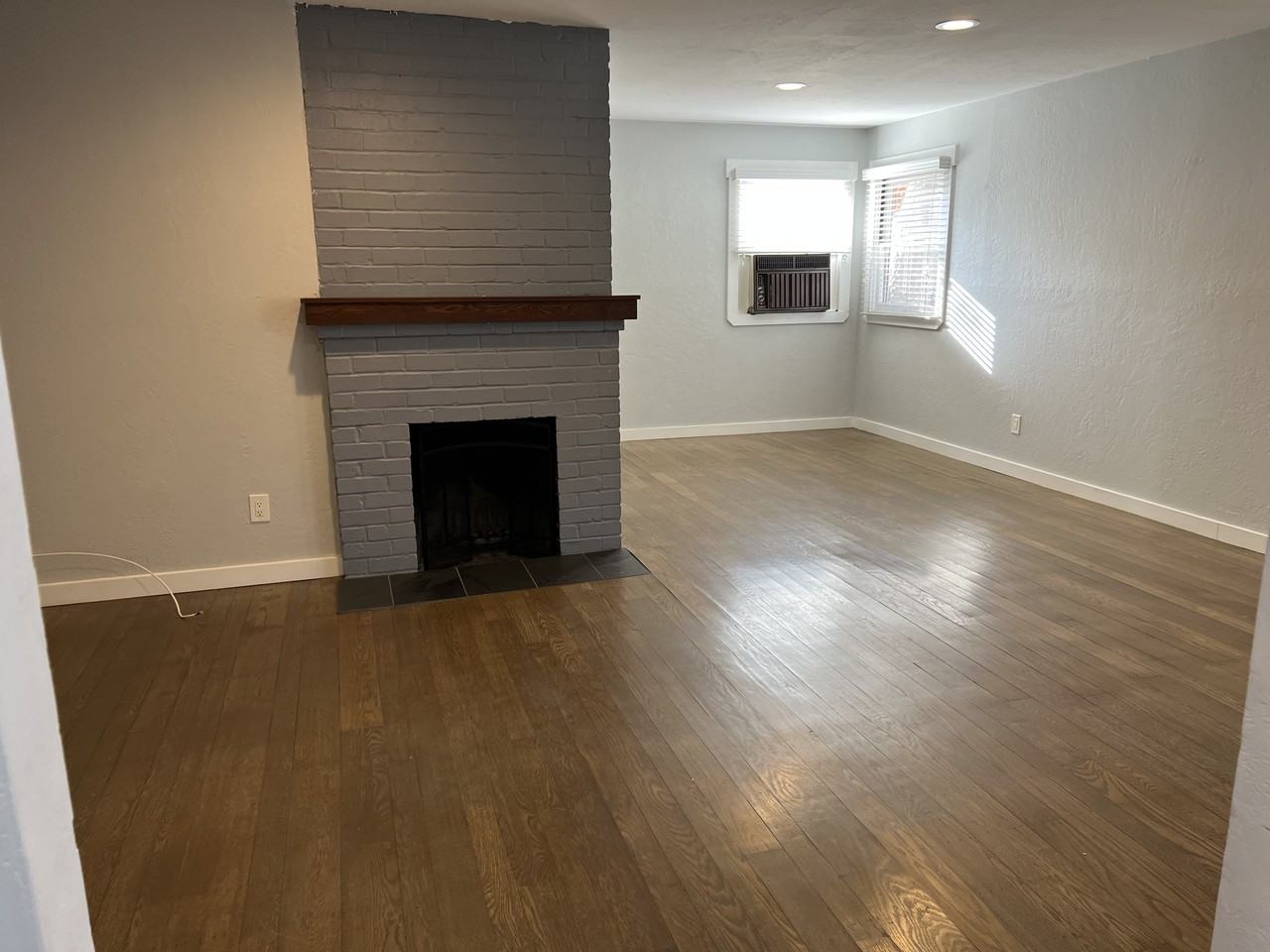 947 Dewing Avenue - Photo 7 of 15