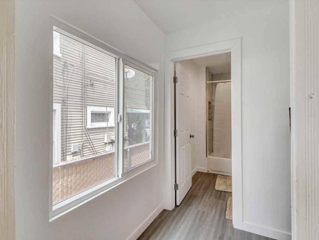 614 E 23rd St - Photo 2 of 27