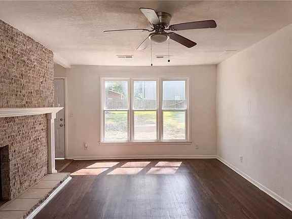 1825 Ne Bren Mar Rd - Photo 3 of 14