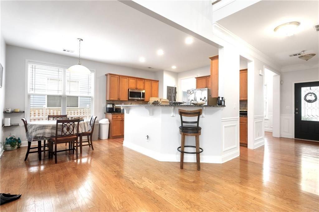 3538 Old Towne Ln - Photo 3 of 25