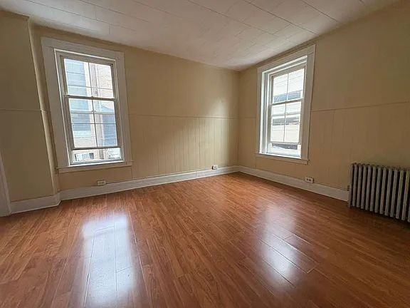 340 Orange St - Photo 6 of 6