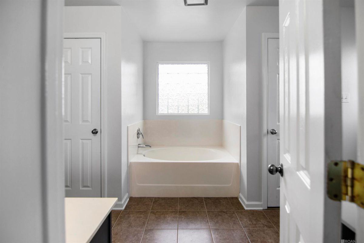 40450 Hawthorne Dr - Photo 5 of 11