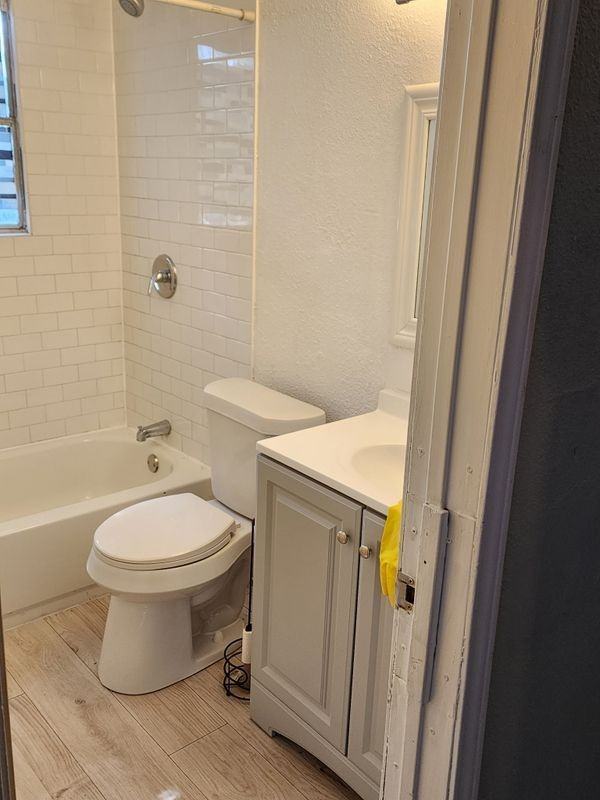 4114 Mallow St Street - Photo 4 of 8