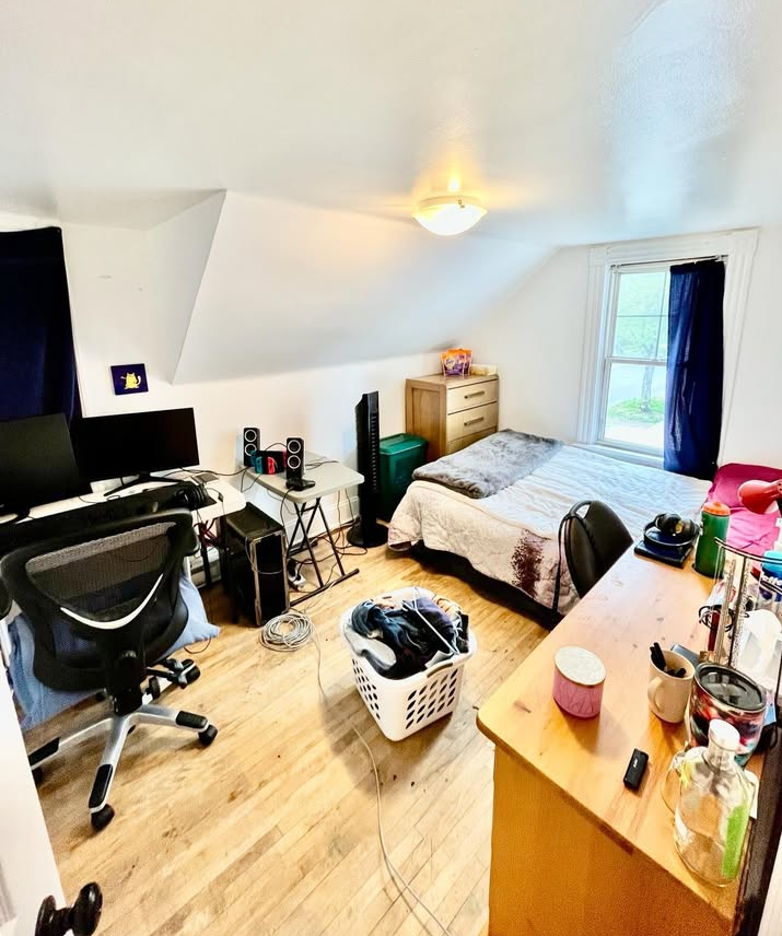 285 Saint John St #285 - Photo 7 of 15