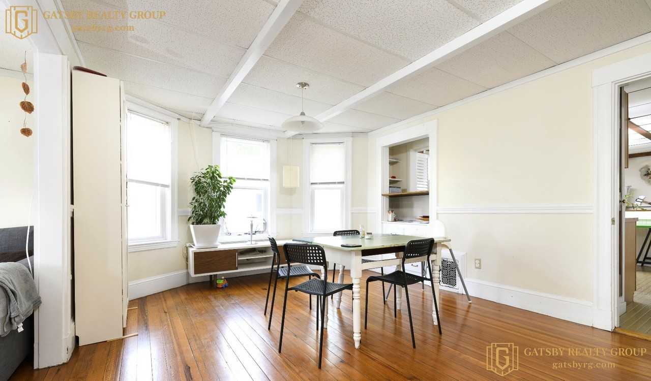 28 Cambridge Ter - Photo 5 of 13