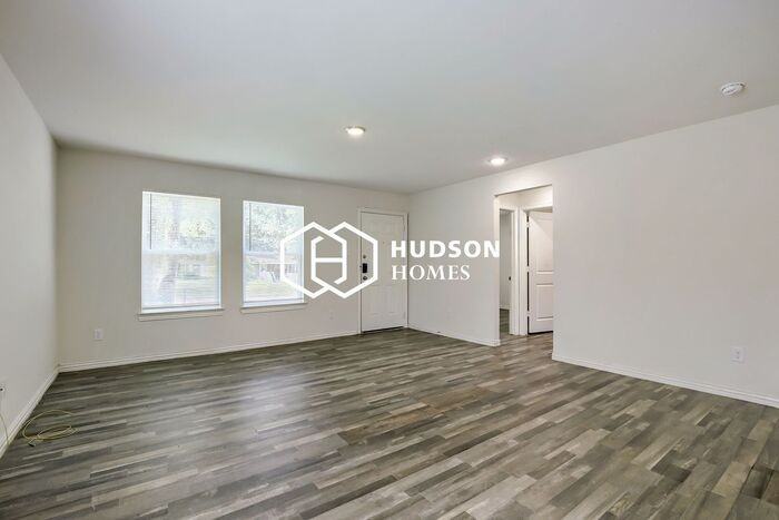 1115 E Birdsong St - Photo 3 of 14
