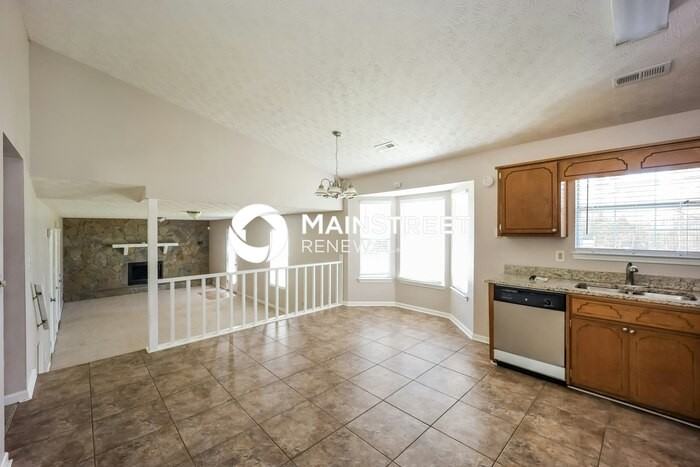 10870 Morning Dove Ct - Photo 6 of 17