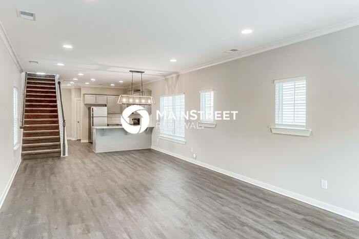 172 Creek Run Way - Photo 5 of 17