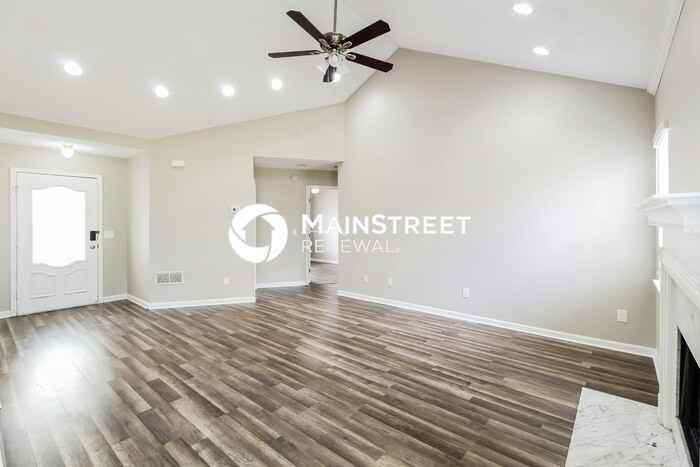 215 Mountain Way - Photo 5 of 16