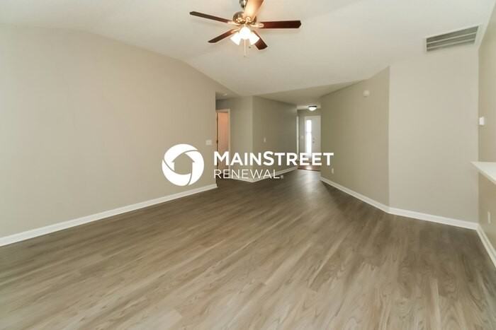 5051 Larkspur Ln - Photo 4 of 16