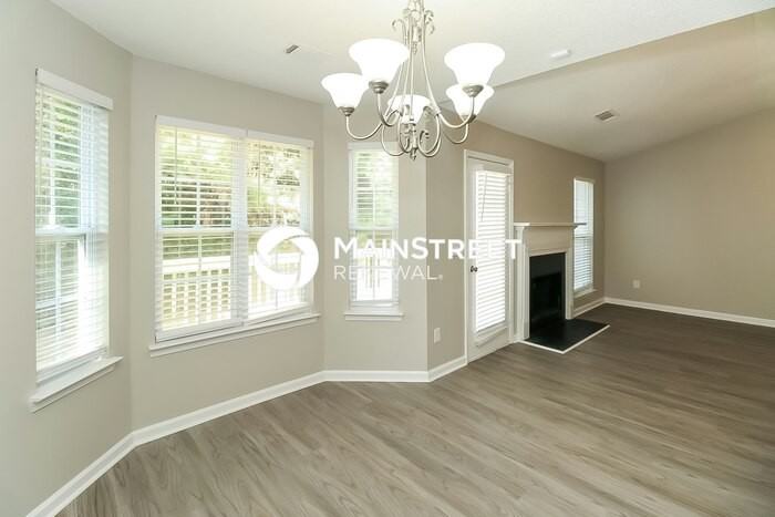 5051 Larkspur Ln - Photo 5 of 16