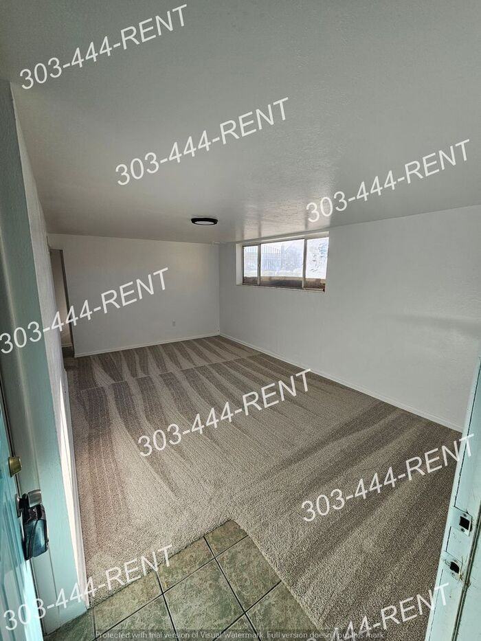 522 S 1st Way - Photo 4 of 10