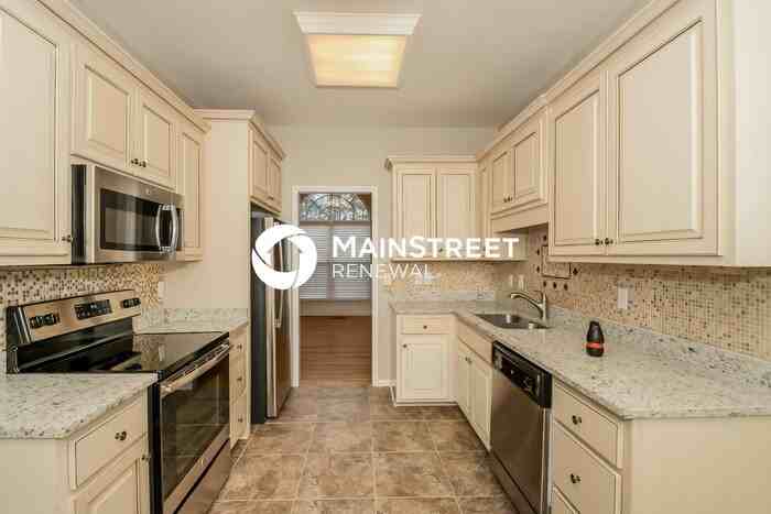 30 Meadows Dr - Photo 5 of 15